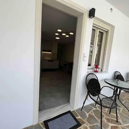 Zenith-nadir Appartement Leonídion