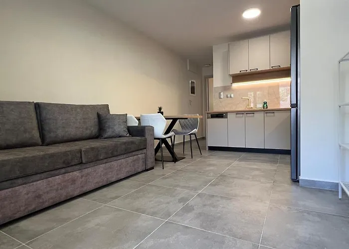Zenith-nadir Apartamento Leonídion